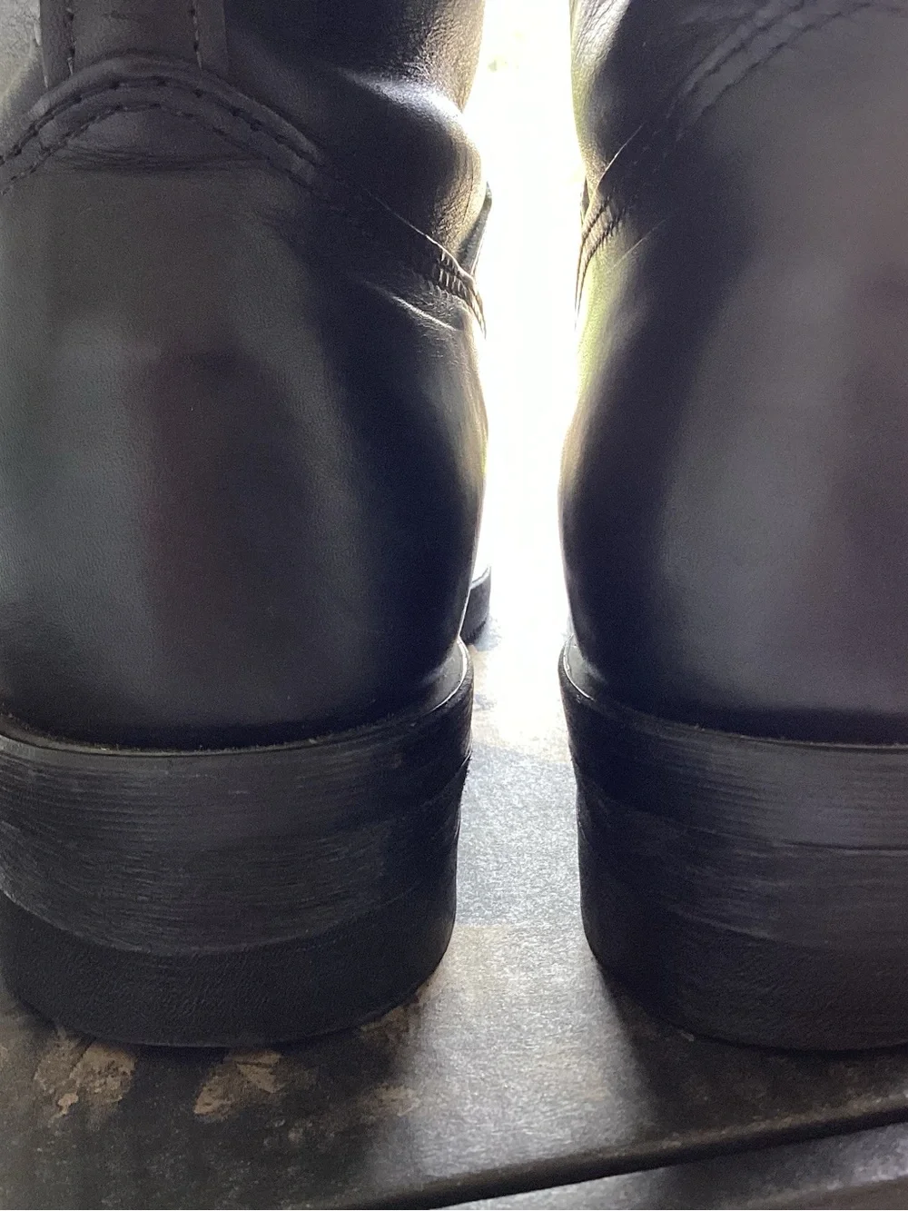Men’s 9.5EE Chippewa Model #27909 Black Leather 17” Tall Motorcycle Boots